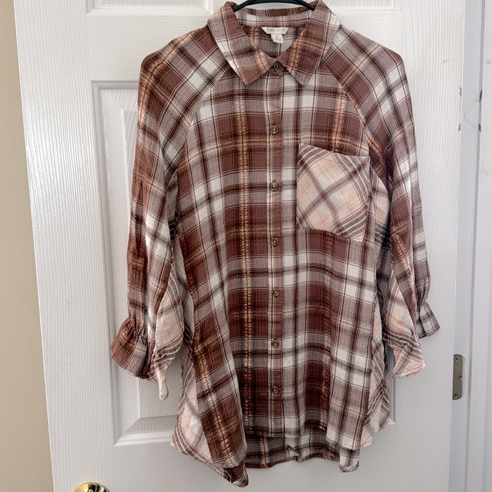 NWT Cato Est. 1946 Brown Plaid Button Down Shirt - Size M